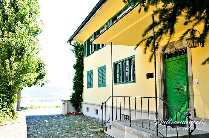 C.F.Meyer House with the entrance